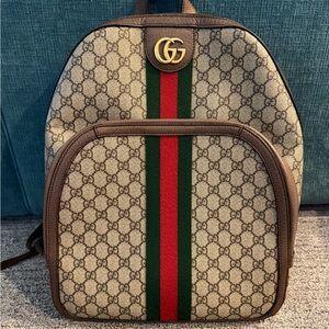 Gucci Ophelia GG Supreme Backpack